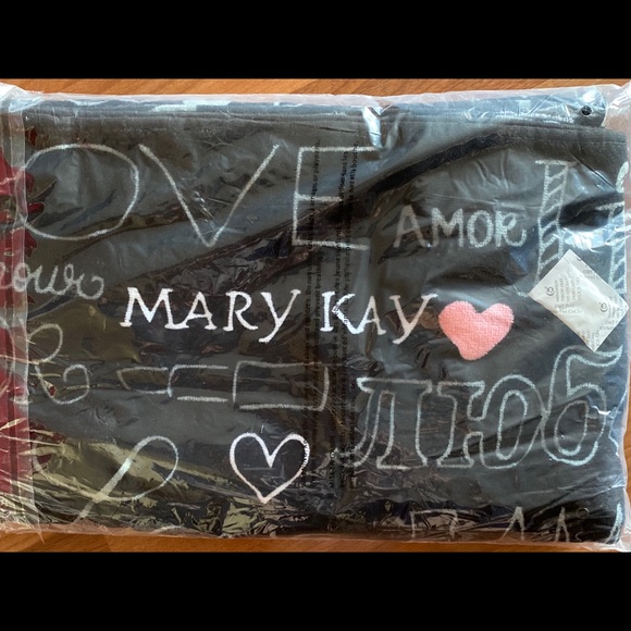 “Mary Kay” Beach Towel - Picture 2 of 2